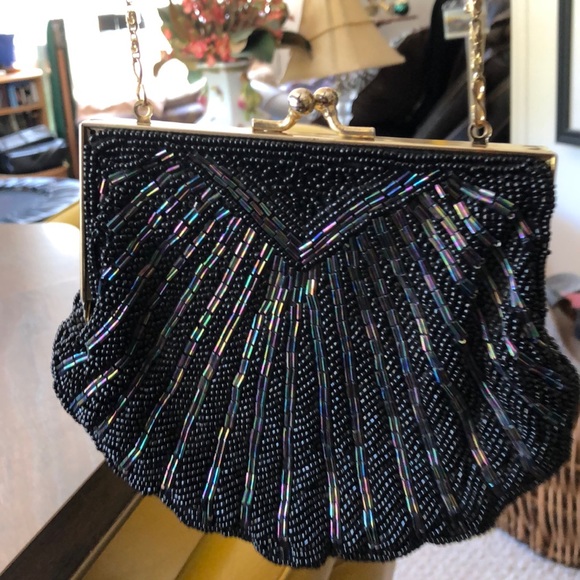 VNT beautiful black bead Scalloped handbag - Picture 4 of 16